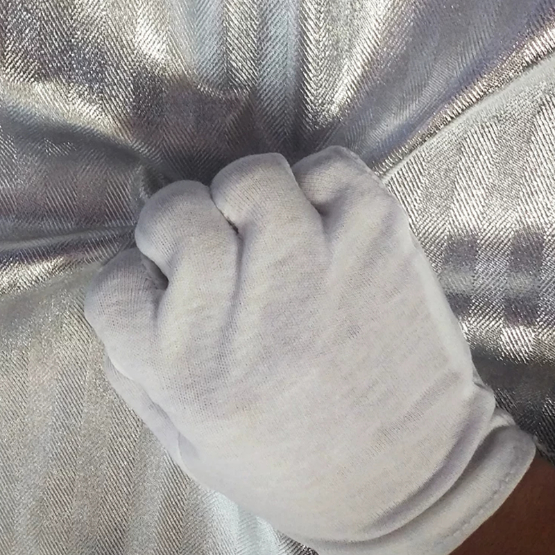 Apron Beralumii Tahan Suhu Tinggi